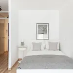 Elegant Studio Apartment In Dusseldorf Ludenberg